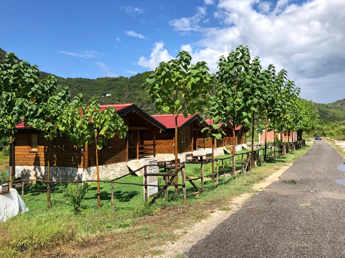 Orahovo Cottages เวียร์ปาซาร์ ภายนอก รูปภาพ