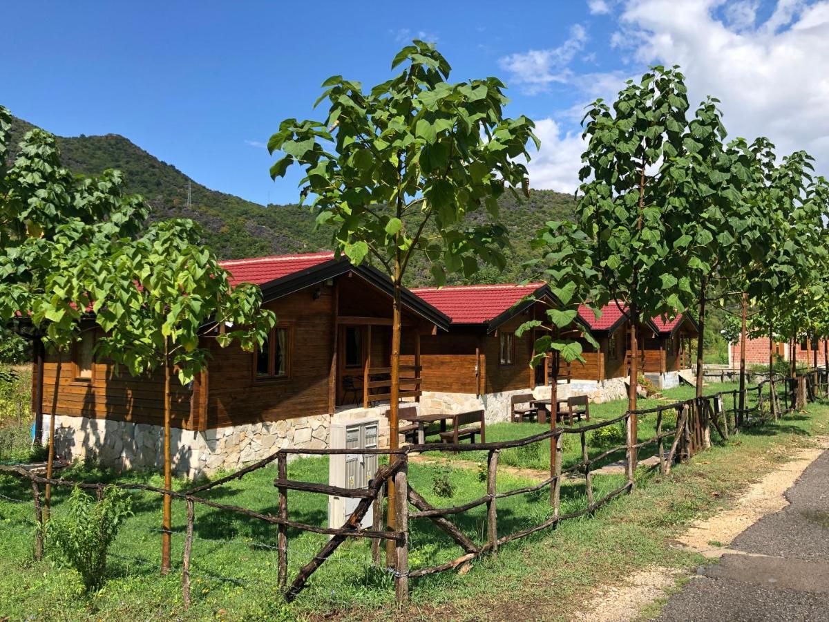 Orahovo Cottages เวียร์ปาซาร์ ภายนอก รูปภาพ
