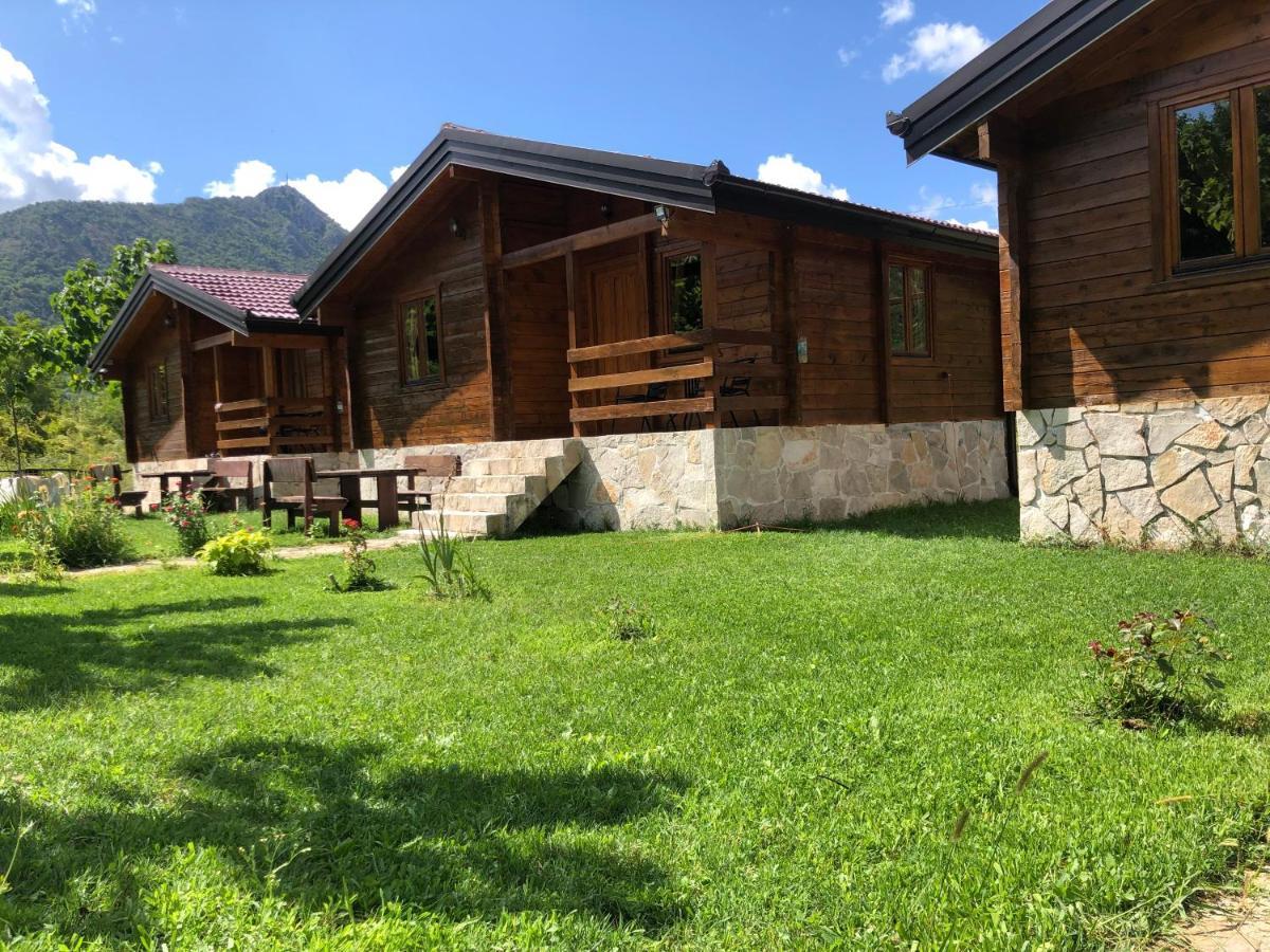 Orahovo Cottages เวียร์ปาซาร์ ภายนอก รูปภาพ