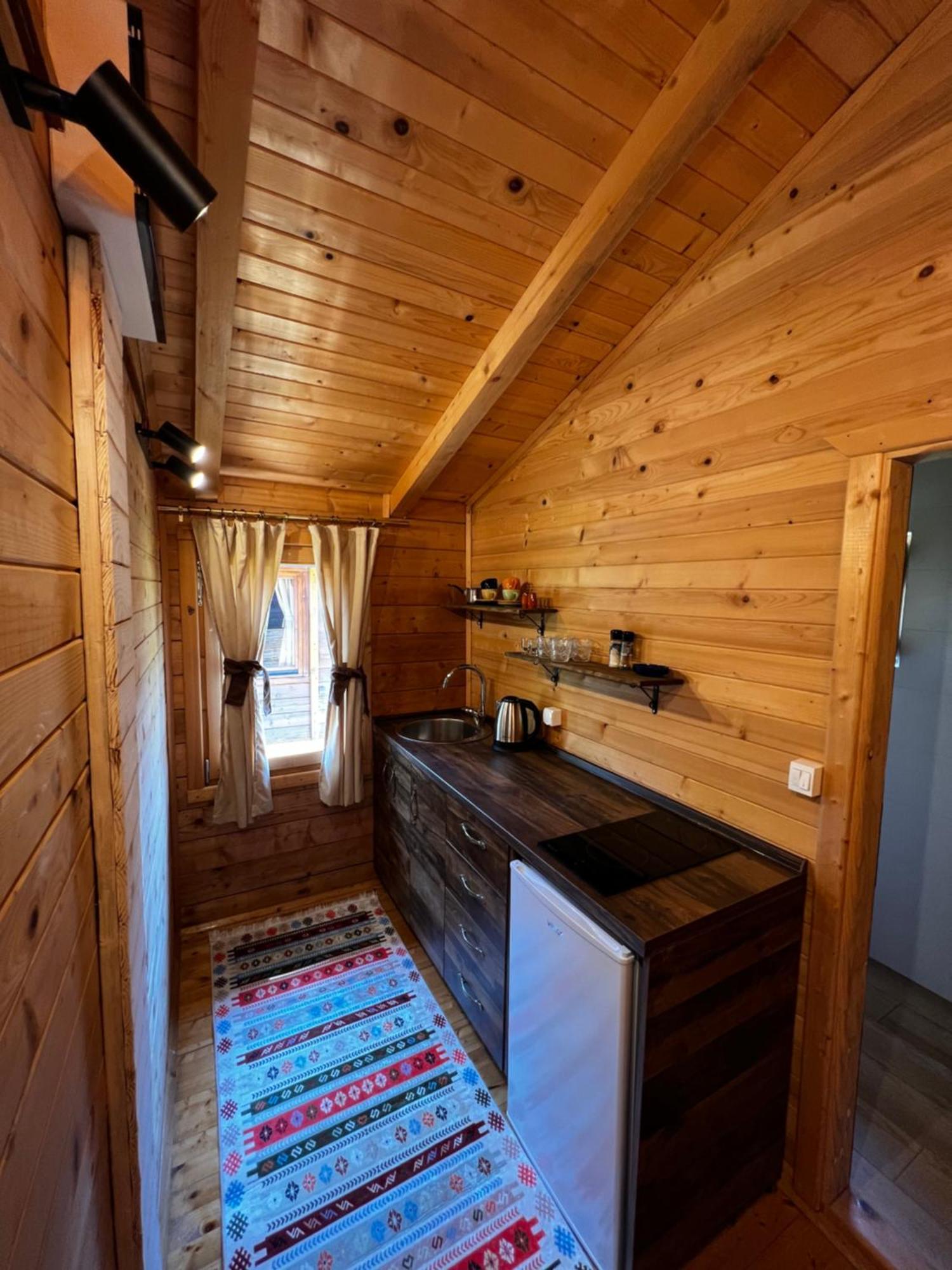 Orahovo Cottages เวียร์ปาซาร์ ภายนอก รูปภาพ