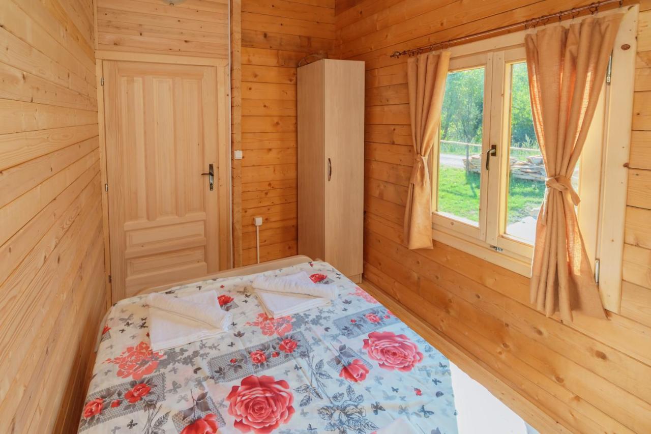 Orahovo Cottages เวียร์ปาซาร์ ภายนอก รูปภาพ